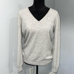 Uniqlo Gray Women's Sweater
